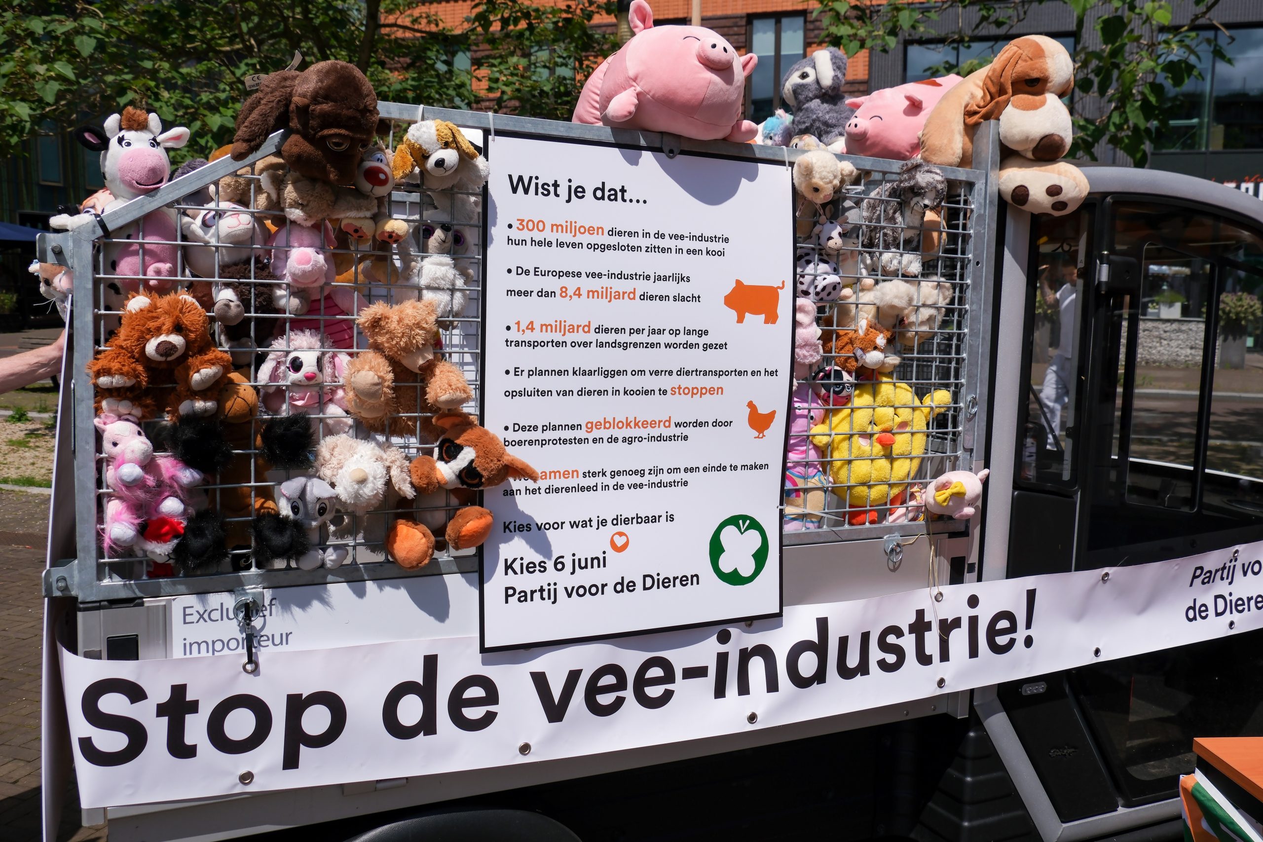 Knuffels bioindustrie campagne pvdd