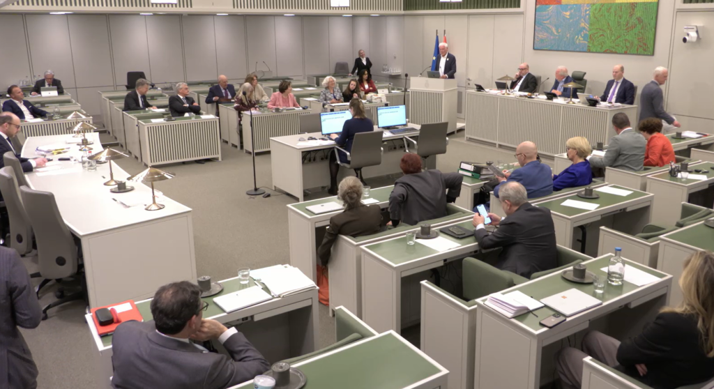 plenaire zaal peter niko